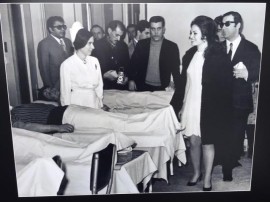 Türkan Şoray'ın Kızılay Hastane Ziyareti 60'lı yıllar / Çerçeveli Resim